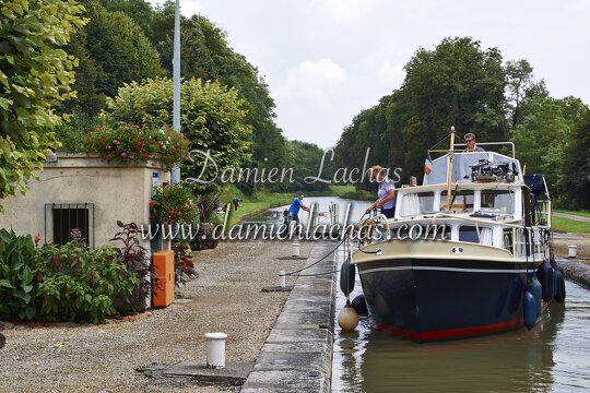 dt bourgogne centre juillet2014 canal briare dammarie 017