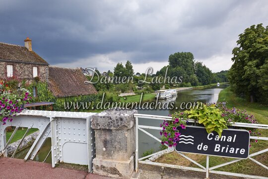 dt bourgogne centre juillet2014 canal briare loing 007