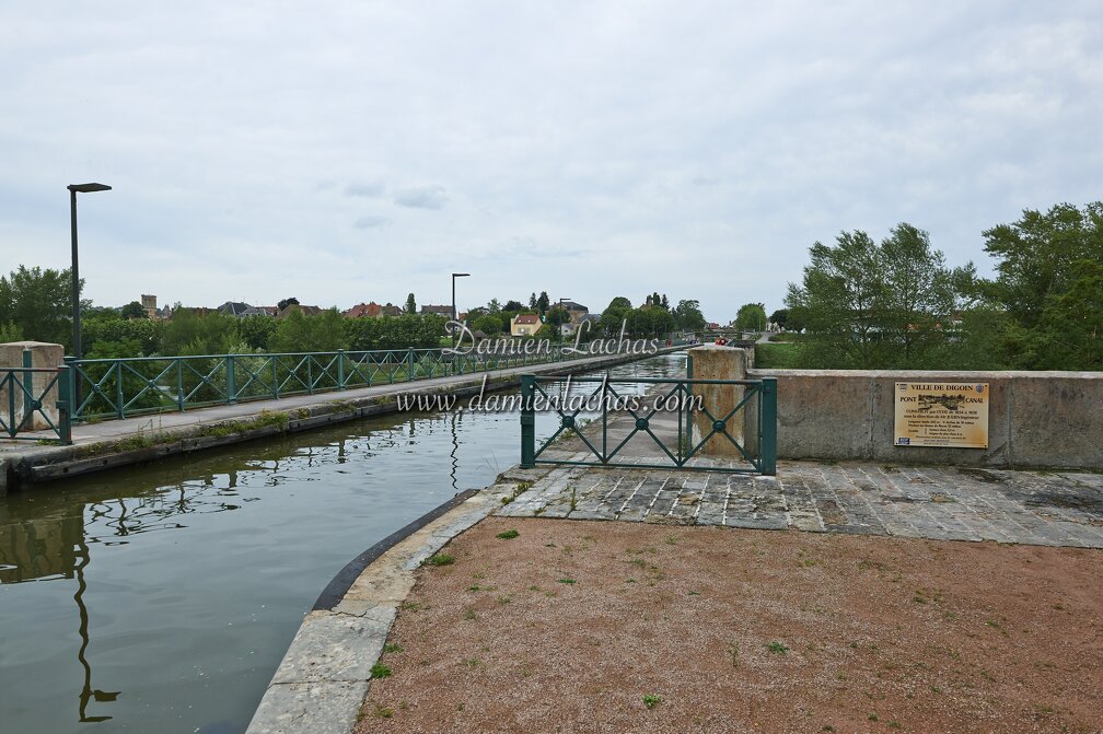 dt_bourgogne_centre_juillet2014_digoin_pont_canal_014.jpg