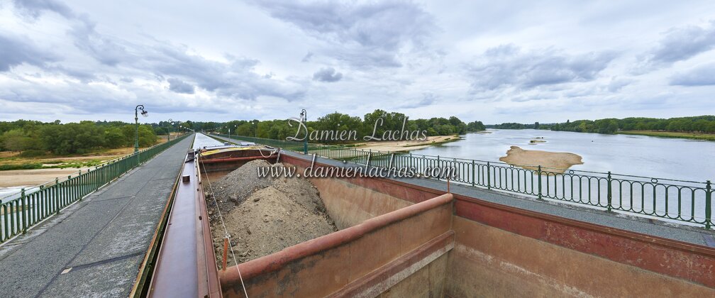 vnf_canal_lateral_loire_commerce_024_pano.jpg