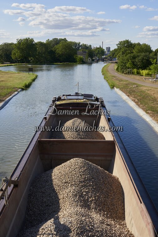 vnf_canal_lateral_loire_commerce_059.jpg