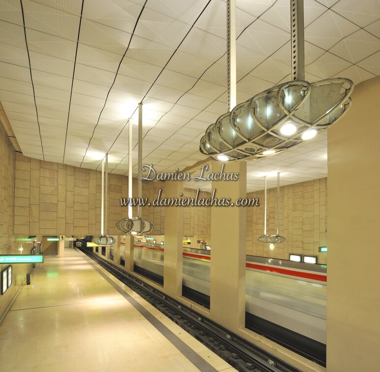 metro_lyon_station_gerland_006.jpg