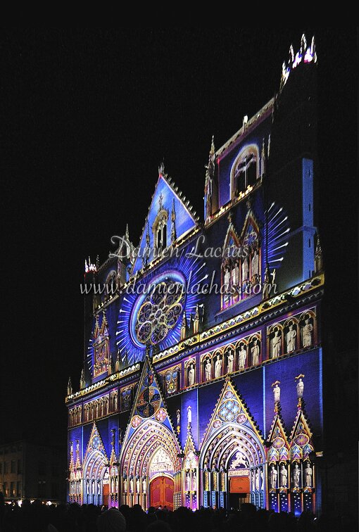 dl_cathedrale_saint_jean_nuits_lumieres08_001.jpg