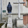 pays voironnais patrimoine public st-nicolas-macherin fontaine statue 002